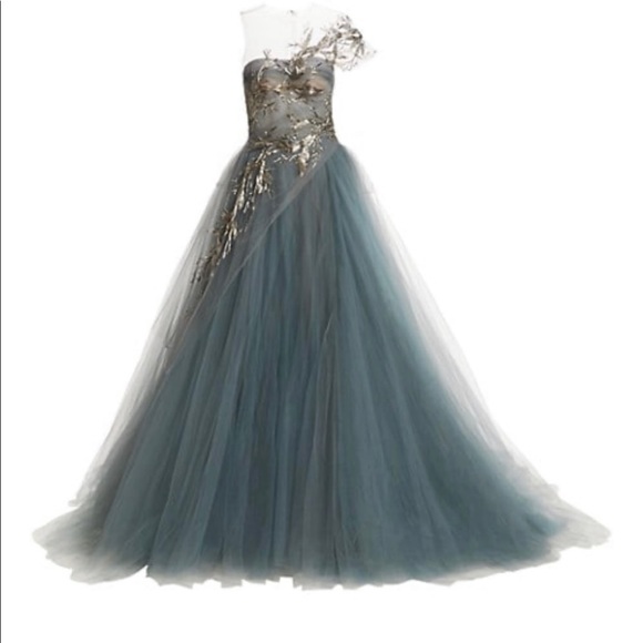 REEM ACRA RUNWAY Evening Gown- 2022 Classic Glamour Collection - Picture 2 of 13